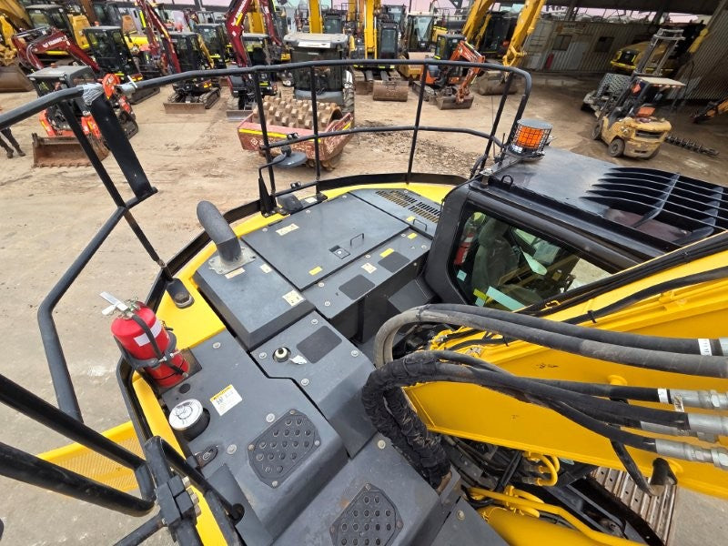 2021 SUMITOMO SH235X-6 25T EXCAVATOR (E317) WITH BUCKETS, 3450 HOURS