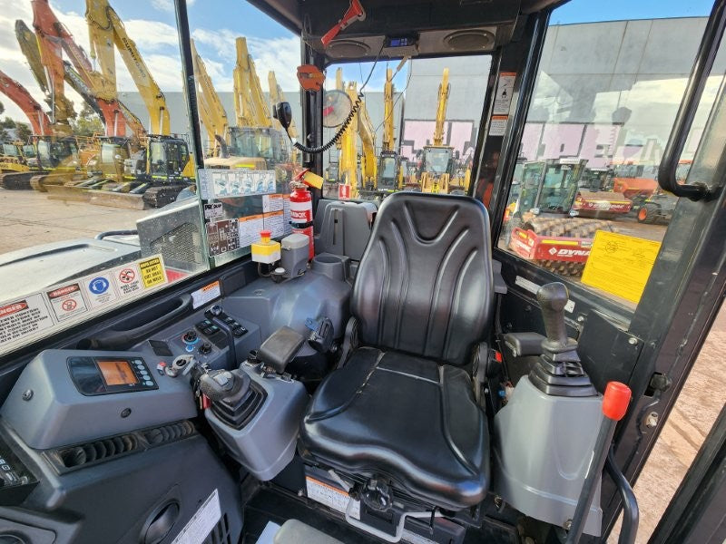 2022 YANMAR VIO80 8T EXCAVATOR (M904) WITH TILT HITCH, BUCKETS AND 1685 HRS