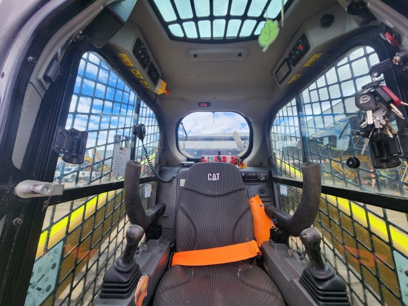 2021 CAT 299D3 XE HI-FLOW TRACK LOADER (T445) WITH 1820 HOURS