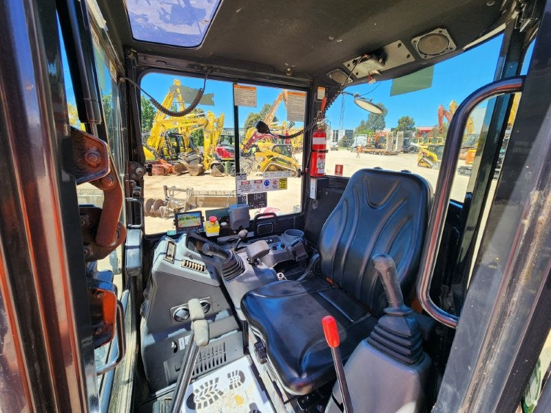 2022 YANMAR VIO55-6 EXCAVATOR (M843) WITH TILT HITCH, BUCKETS, 1498 HOURS