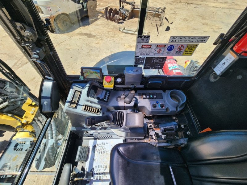 2022 YANMAR VIO55-6 EXCAVATOR (M843) WITH TILT HITCH, BUCKETS, 1498 HOURS