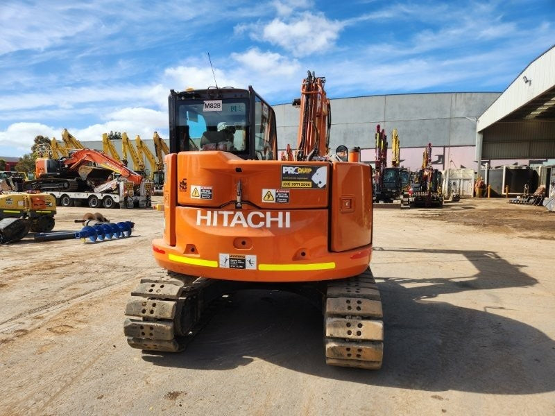 2022 HITACHI ZX85USB-5 8.5T EXCAVATOR (M828) WITH BUCKETS, CIVIL SPEC, 1360 HOURS