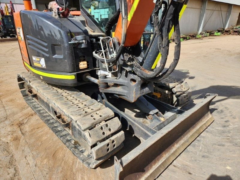 2022 HITACHI ZX85USB-5 8.5T EXCAVATOR (M828) WITH BUCKETS, CIVIL SPEC, 1360 HOURS