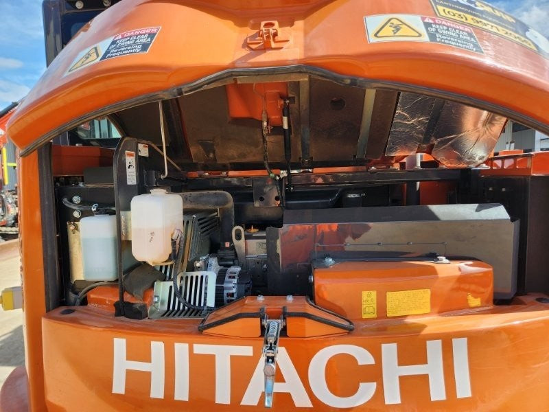 2022 HITACHI ZX85USB-5 8.5T EXCAVATOR (M828) WITH BUCKETS, CIVIL SPEC, 1360 HOURS