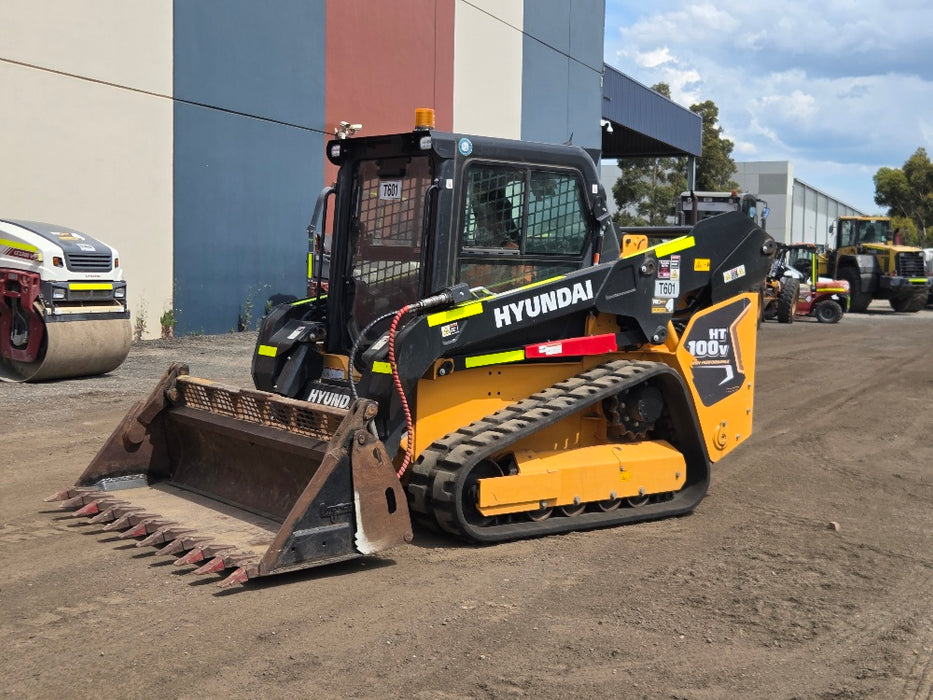 2023 HYUNDAI HT100V TRACK LOADER (T601) WITH HIGH FLOW, 260 HOURS