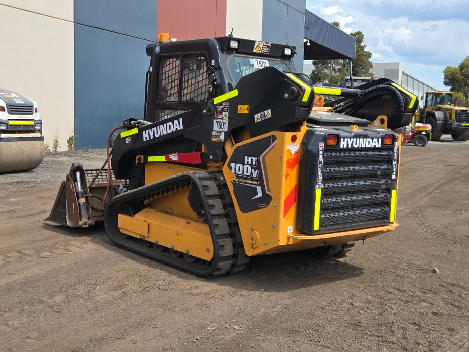 2023 HYUNDAI HT100V TRACK LOADER (T601) WITH HIGH FLOW, 260 HOURS