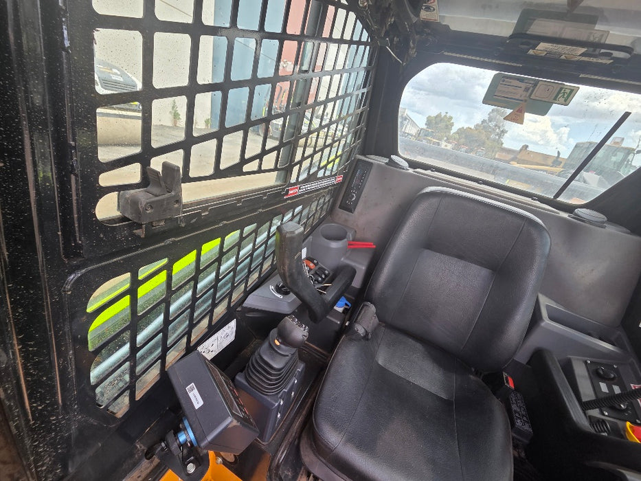 2023 HYUNDAI HT100V TRACK LOADER (T601) WITH HIGH FLOW, 260 HOURS