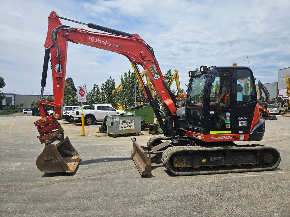 2022 KUBOTA KX080 8.4T EXCAVATOR (M886) WITH TILT HITCH, BUCKETS, 1890 HRS