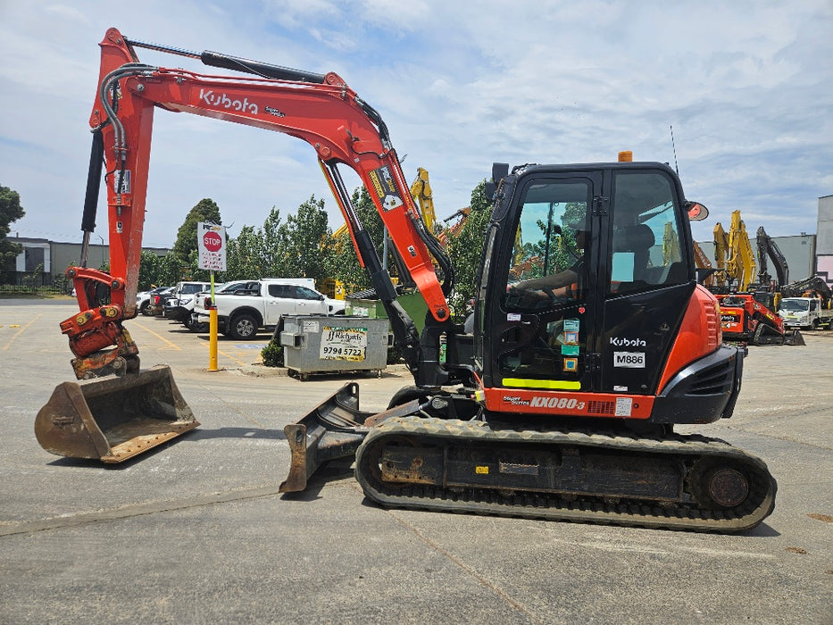 2022 KUBOTA KX080 8.4T EXCAVATOR (M886) WITH TILT HITCH, BUCKETS, 1890 HRS