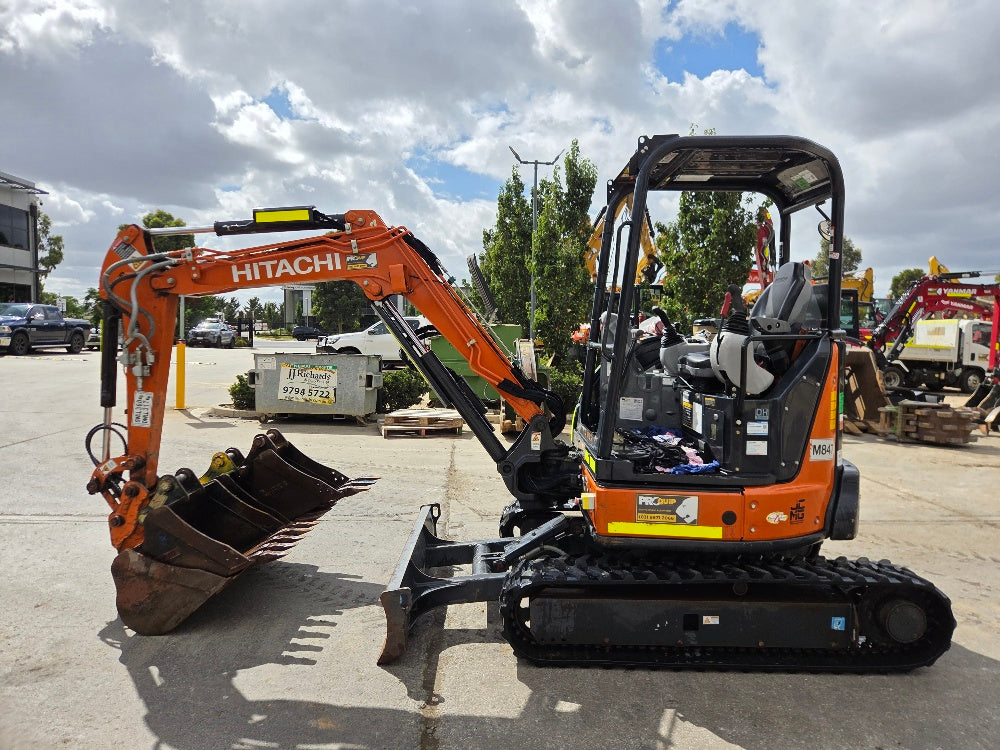 2021 Hitachi ZX33U-5 3.4T Excavator (M847) With Low 770 Hours