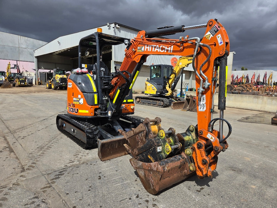 2021 HITACHI ZX33U-5 3.4T EXCAVATOR (M847) WITH LOW 770 HOURS