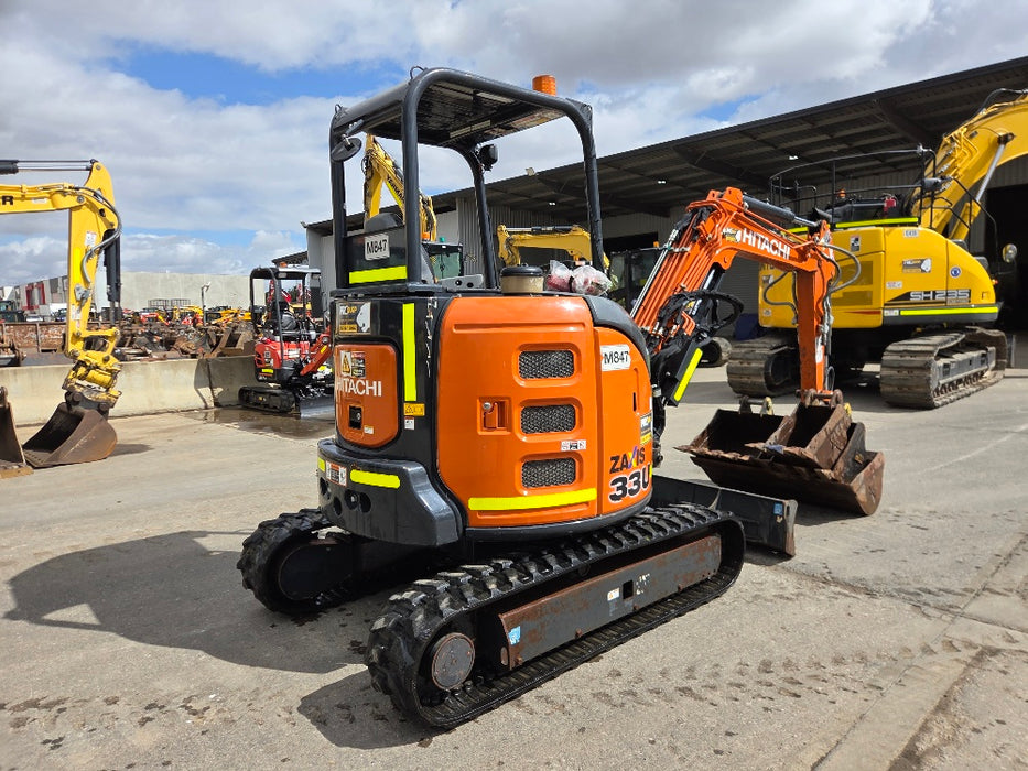 2021 HITACHI ZX33U-5 3.4T EXCAVATOR (M847) WITH LOW 770 HOURS