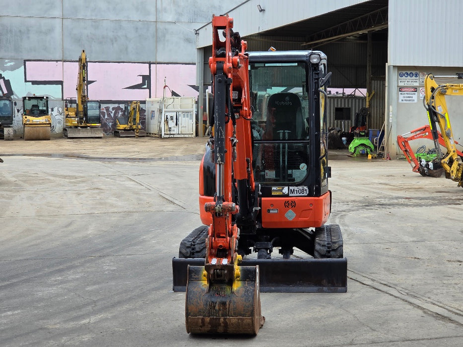 2019 KUBOTA U35-4 3.6T EXCAVATOR (M1081) WITH CAB, HITCH, BUCKETS AND 2040 HRS