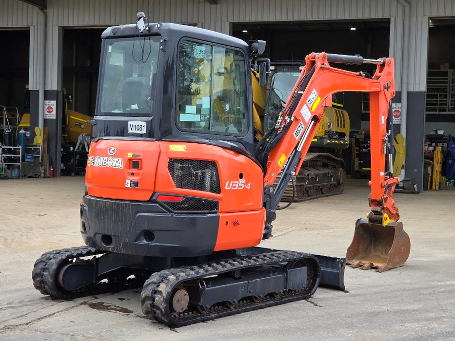 2019 KUBOTA U35-4 3.6T EXCAVATOR (M1081) WITH CAB, HITCH, BUCKETS AND 2040 HRS