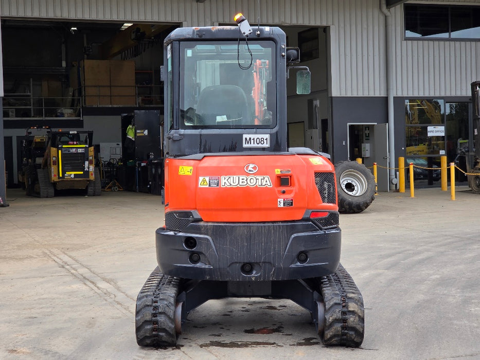 2019 KUBOTA U35-4 3.6T EXCAVATOR (M1081) WITH CAB, HITCH, BUCKETS AND 2040 HRS