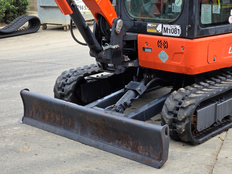2019 KUBOTA U35-4 3.6T EXCAVATOR (M1081) WITH CAB, HITCH, BUCKETS AND 2040 HRS