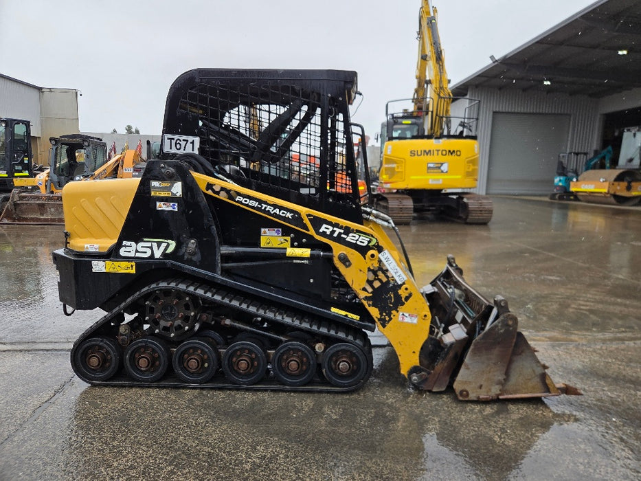 2020 ASV RT30 TRACK LOADER (T671) WITH 1906 HOURS