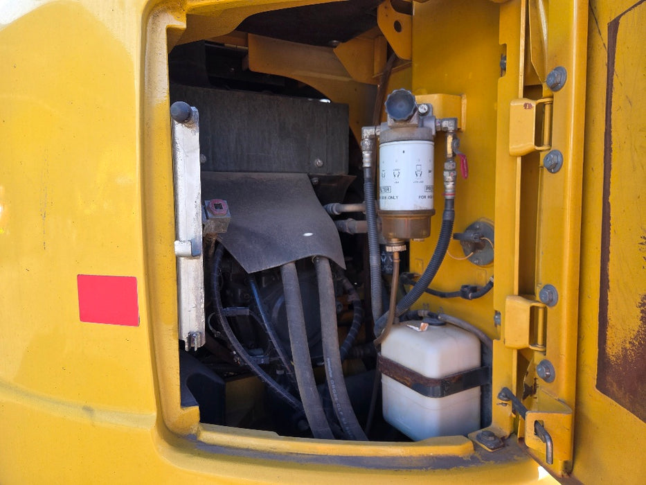 2018 KOMATSU PC138US-8 14T EXCAVATOR (EX64) WITH FULL CIVILI SPEC AND 3376 HRS