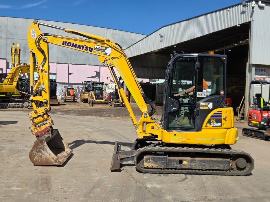 2022 KOMATSU PC55MR-5 5.5T EXCAVATOR (M876) WITH TILT HITCH, 1425 HOURS