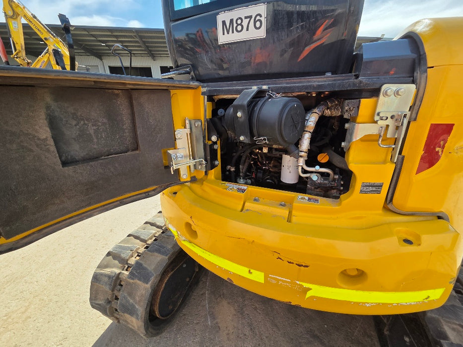 2022 KOMATSU PC55MR-5 5.5T EXCAVATOR (M876) WITH TILT HITCH, 1425 HOURS