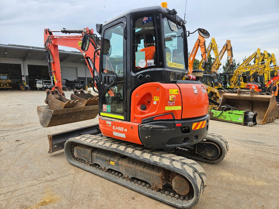 2022 KUBOTA U48-4 5T EXCAVATOR (M820) W/ A/C CAB, HITCH, BUCKETS AND 1905HRS
