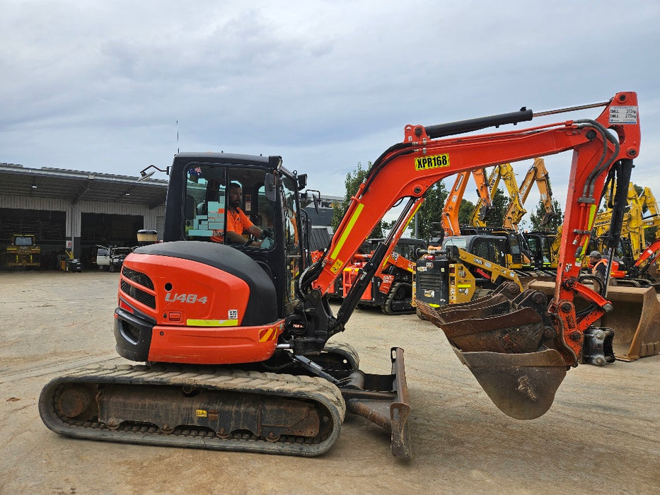 2022 KUBOTA U48-4 5T EXCAVATOR (M820) W/ A/C CAB, HITCH, BUCKETS AND 1905HRS
