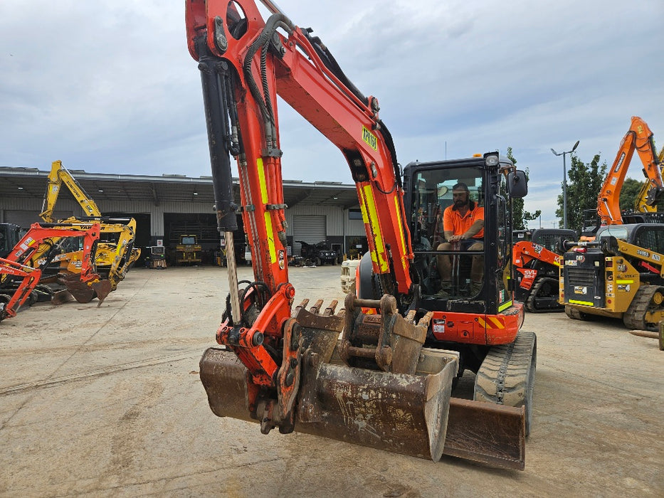2022 KUBOTA U48-4 5T EXCAVATOR (M820) W/ A/C CAB, HITCH, BUCKETS AND 1905HRS