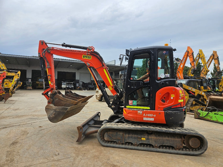 2022 KUBOTA U48-4 5T EXCAVATOR (M820) W/ A/C CAB, HITCH, BUCKETS AND 1905HRS
