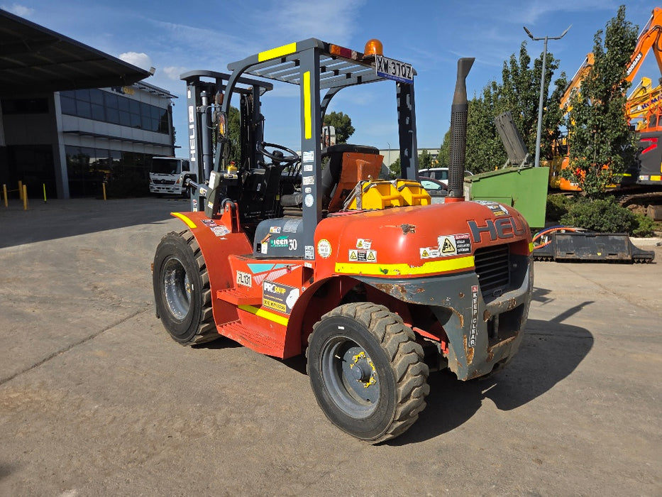 2022 HELI 3T ALL TERRAIN DIESEL FORKLIFT (FL131) WITH ROTATOR, 1230 HOURS