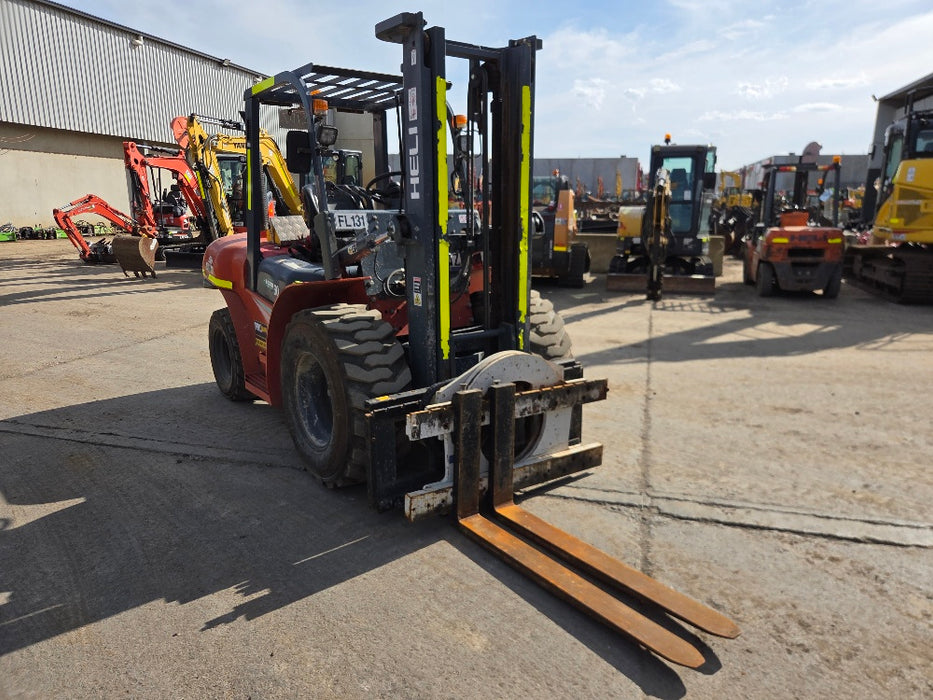 2022 HELI 3T ALL TERRAIN DIESEL FORKLIFT (FL131) WITH ROTATOR, 1230 HOURS