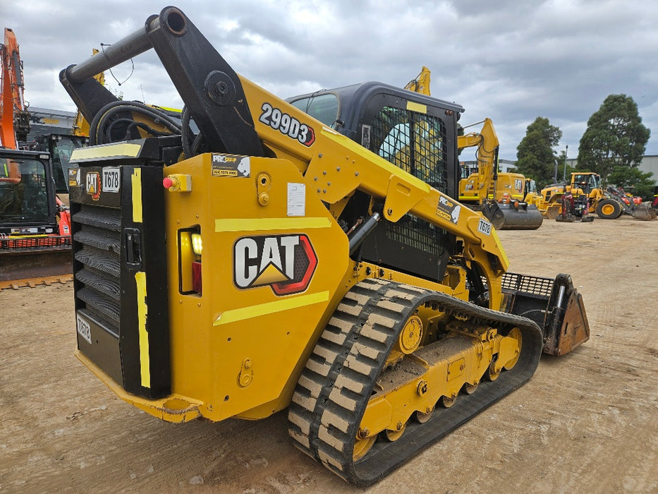 2020 CAT 299D3 TRACK LOADER (T678) WITH 4 IN 1 BUCKET AND 3320 HOURS
