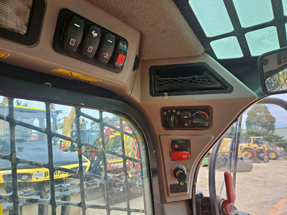 2020 CAT 299D3 TRACK LOADER (T678) WITH 4 IN 1 BUCKET AND 3320 HOURS