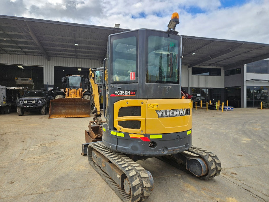 2022 YUCHAI YC35SR 3.8T EXCAVATOR WITH TILT HITCH, BUCKETS, A/C CAB, 785 HOURS