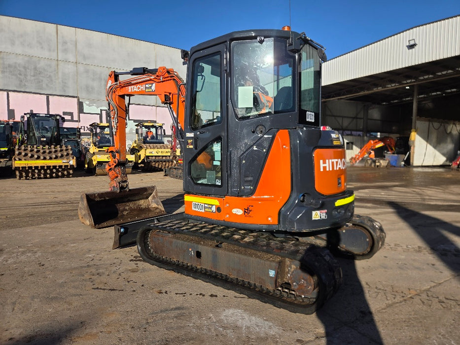 2023 HITACHI ZX55U-5 5.5T EXCAVATOR (M1001) WITH TILTING HITCH, A/C CAB, 1565HRS