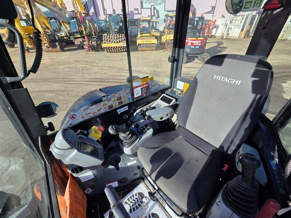 2023 HITACHI ZX55U-5 5.5T EXCAVATOR (M1001) WITH TILTING HITCH, A/C CAB, 1565HRS