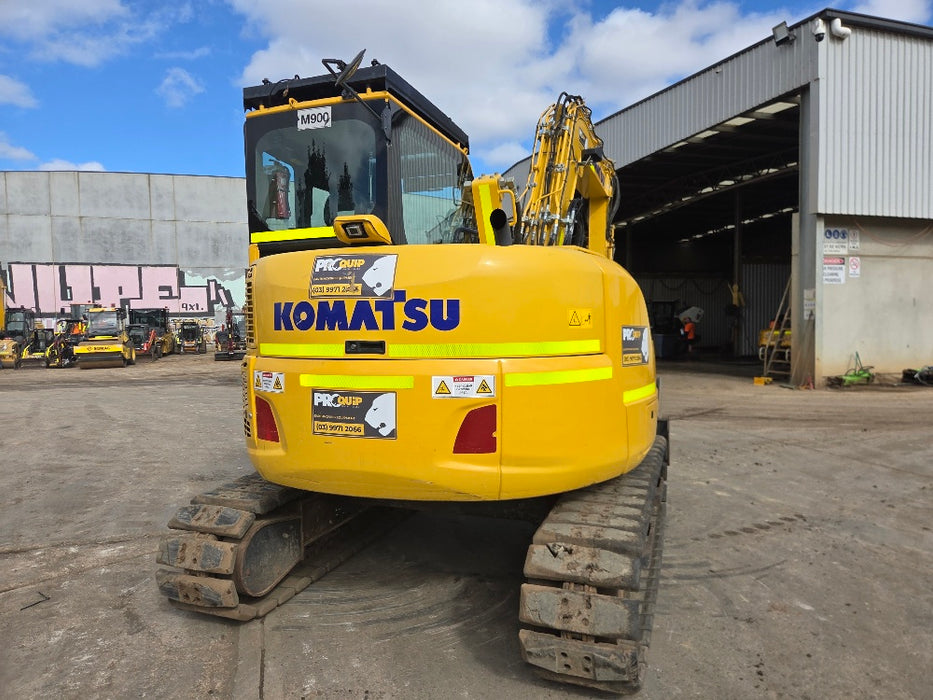 2022 KOMATSU PC88MR-10 9T EXCAVATOR (M900) WITH TILT HITCH AND 2300 HOURS