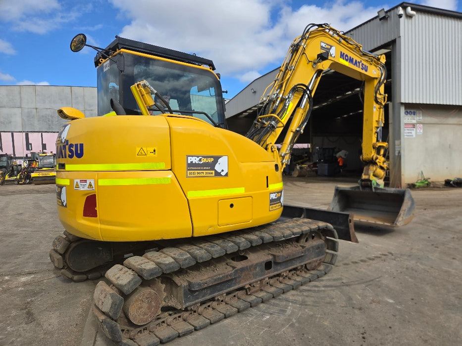 2022 KOMATSU PC88MR-10 9T EXCAVATOR (M900) WITH TILT HITCH AND 2300 HOURS