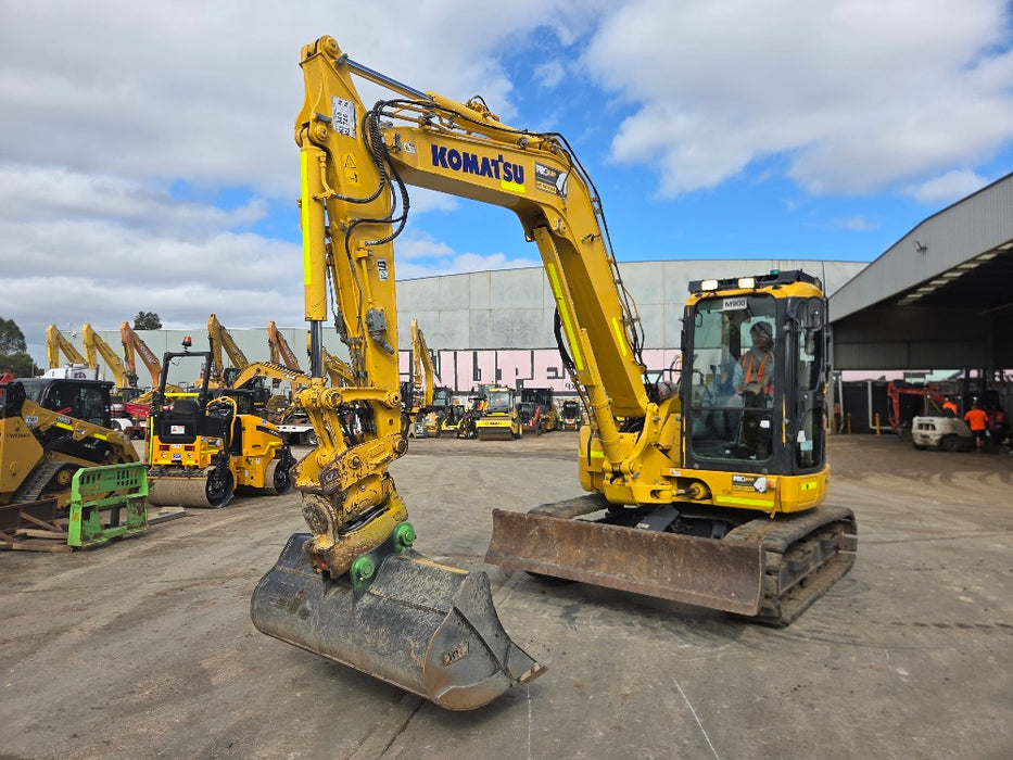 2022 KOMATSU PC88MR-10 9T EXCAVATOR (M900) WITH TILT HITCH AND 2300 HOURS