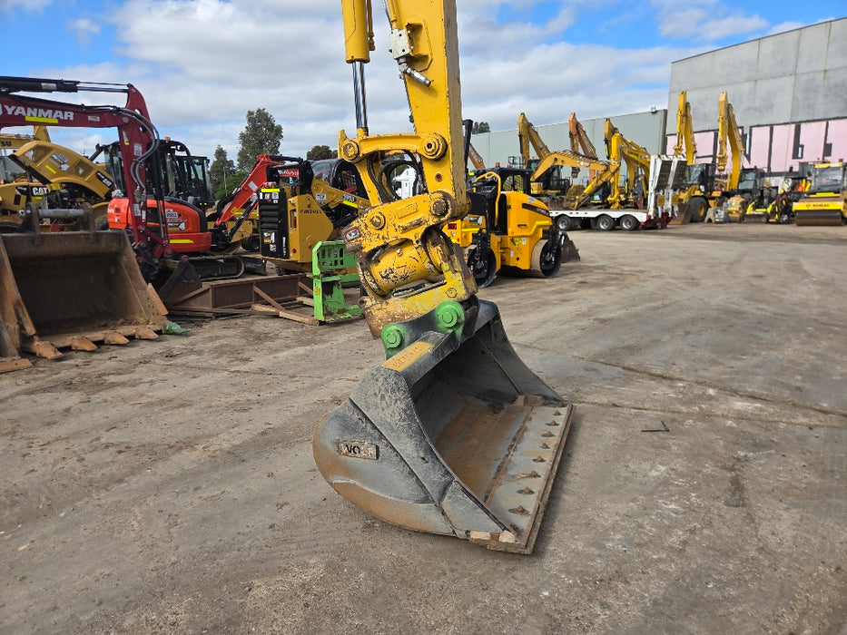 2022 KOMATSU PC88MR-10 9T EXCAVATOR (M900) WITH TILT HITCH AND 2300 HOURS