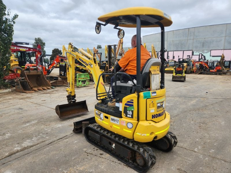 2022 KOMATSU PC18MR-3 1.9T MINI EXCAVATOR (M917) WITH 820 HRS