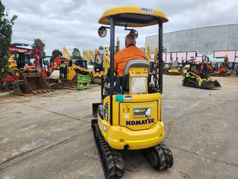 2022 KOMATSU PC18MR-3 1.9T MINI EXCAVATOR (M917) WITH 820 HRS