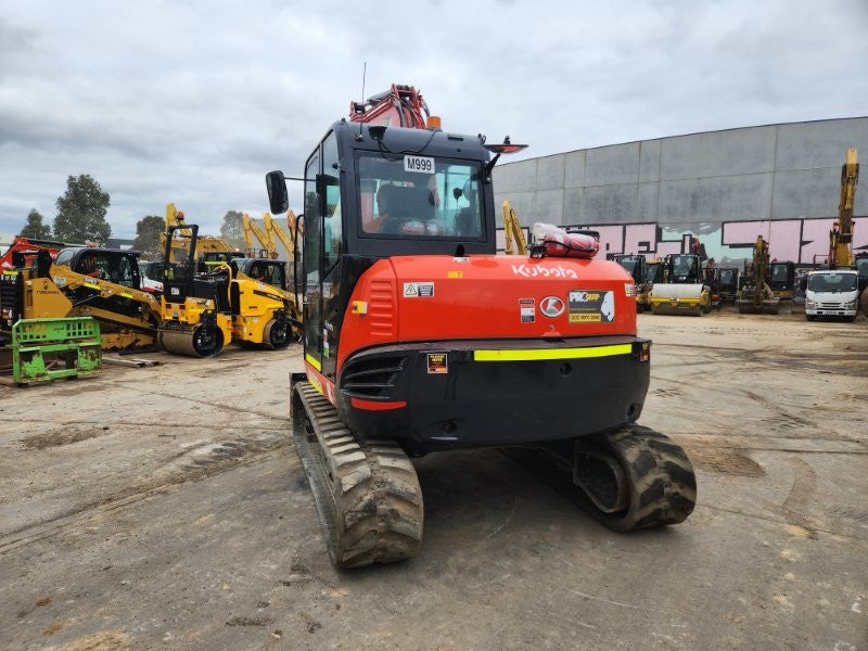 2023 KUBOTA KX080 8.4T EXCAVATOR (M999) WITH TILTING HITCH, 1200 HOURS