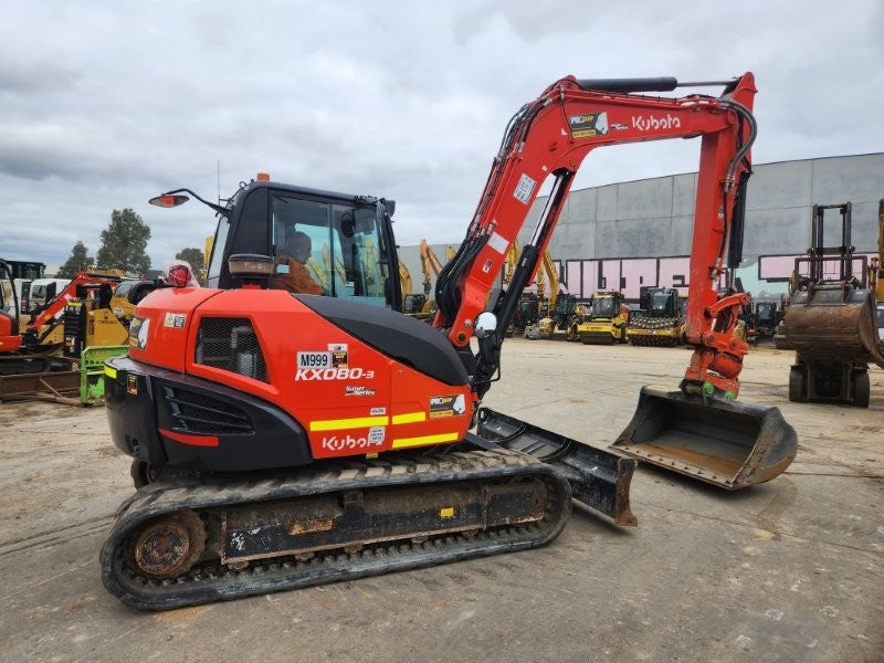 2023 KUBOTA KX080 8.4T EXCAVATOR (M999) WITH TILTING HITCH, 1200 HOURS