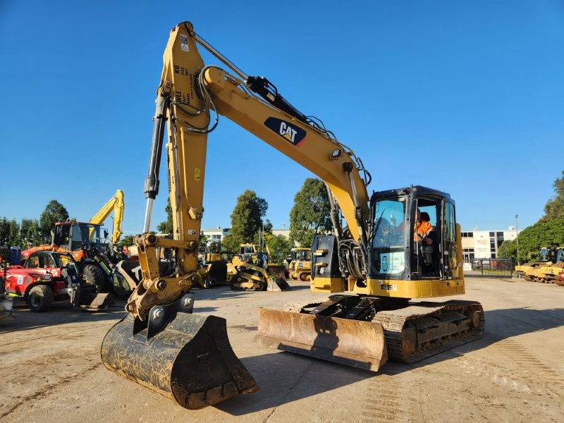 2017 CAT 314ECR 15T EXCAVATOR (E472) WITH HITCH, BUCKETS AND 3955 HOURS