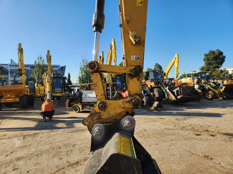 2017 CAT 314ECR 15T EXCAVATOR (E472) WITH HITCH, BUCKETS AND 3955 HOURS