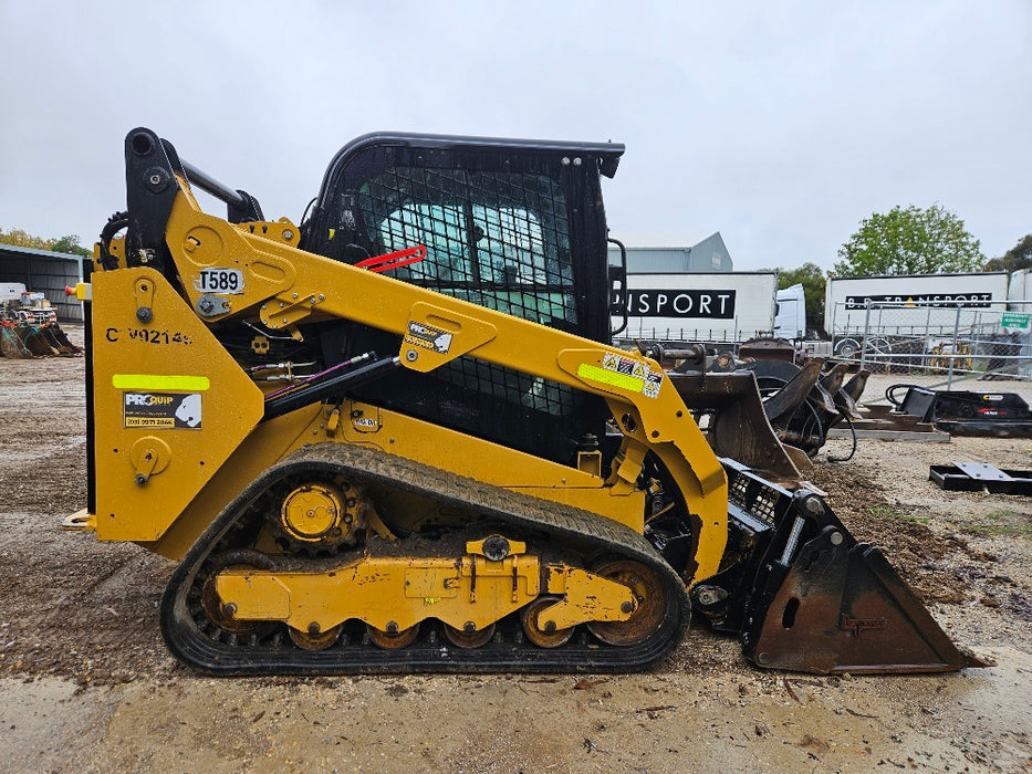 2022 CAT 259D3 TRACK LOADER (T589) WITH HI-FLOW, 4 IN 1 AND 1140 HOURS