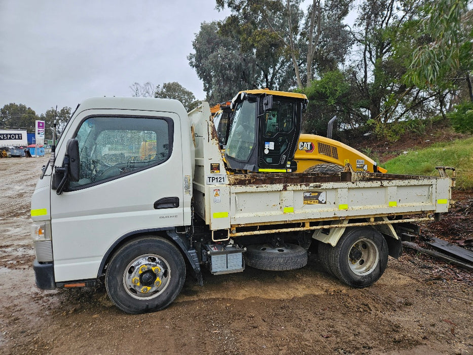 2019 FUSO CANTER 615 SWB TIPPER (TP121) WITH 4500KG GVM, AUTO AND 82000KLM