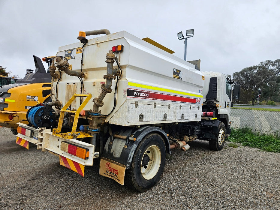 2021 ISUZU FVD 165-300 WATER TRUCK (TP126) WITH 8000 LTR STEEL TANK