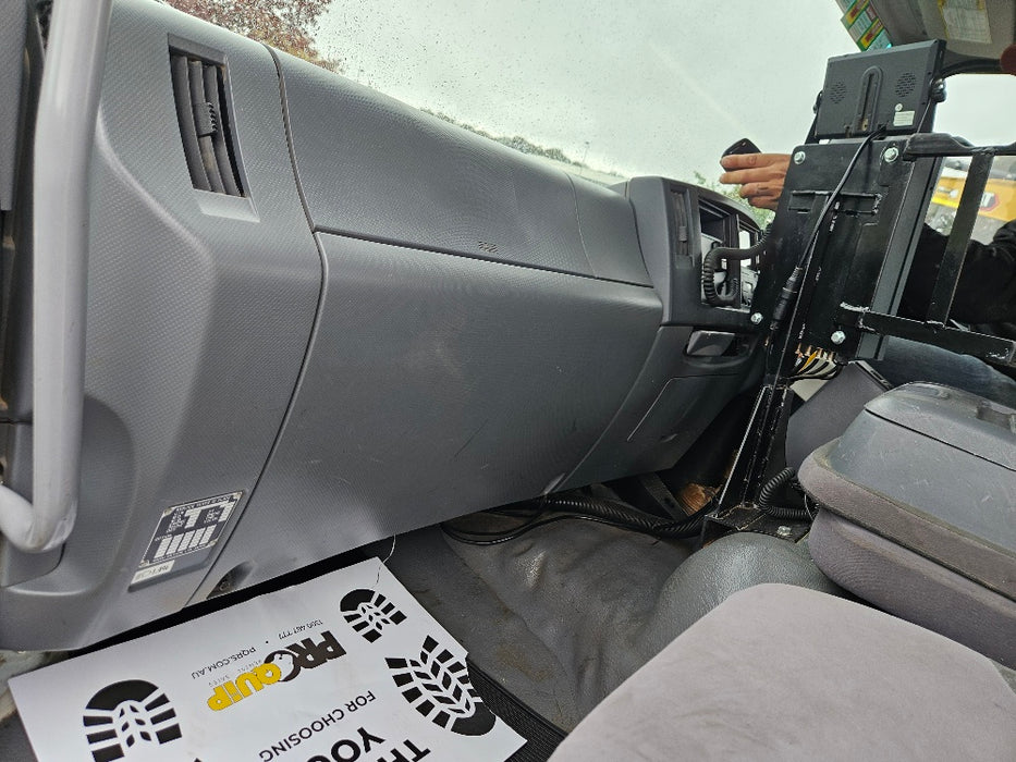 2021 ISUZU FVD 165-300 WATER TRUCK (TP126) WITH 8000 LTR STEEL TANK