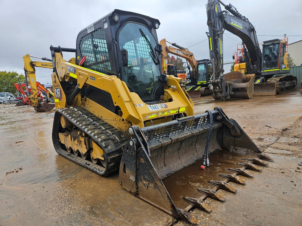 Caterpillar 2021 Cat 259D3 Track Loader (T483) With 4 In 1 Bucket, 1672 Hours